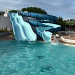 Fleurs Du 2 Adultes Et 2 Enfants Avec Terrasse Vue Sur Le Et Acces Parc Aquatique Gratuit *
