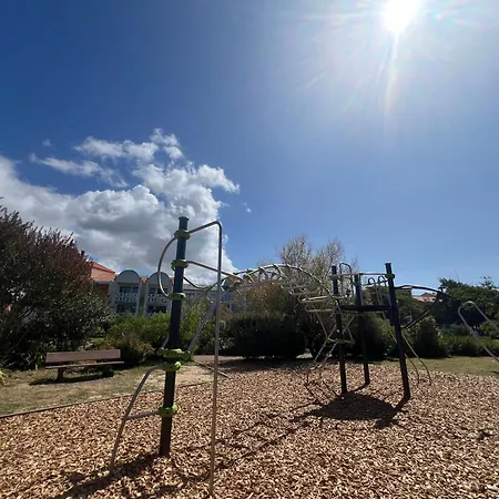 Fleurs Du 2 Adultes Et 2 Enfants Avec Terrasse Vue Sur Le Et Acces Parc Aquatique Gratuit