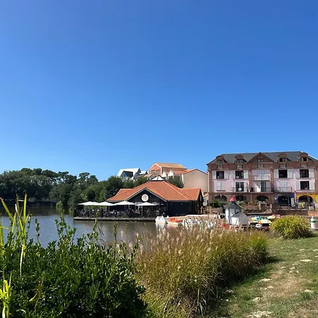 Апартаменты Fleurs Du 2 Adultes Et 2 Enfants Avec Terrasse Vue Sur Le Et Acces Parc Aquatique Gratuit