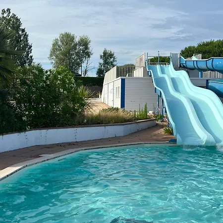 アパート Fleurs Du 2 Adultes Et 2 Enfants Avec Terrasse Vue Sur Le Et Acces Parc Aquatique Gratuit