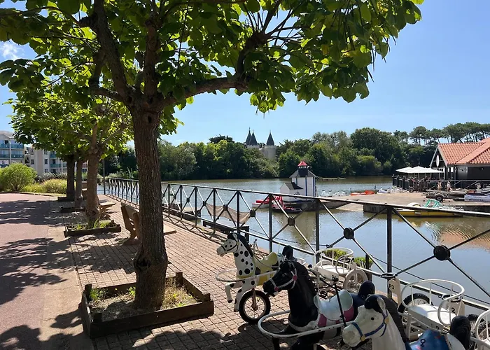 Апартаменты Fleurs Du 2 Adultes Et 2 Enfants Avec Terrasse Vue Sur Le Et Acces Parc Aquatique Gratuit *